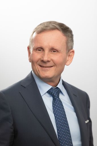 Dir. Mag. Raimund Haidl, Geschäftsführer der
SCHÖNEREN ZUKUNFT