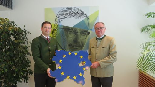  NÖ Bauernbundobmann LH-Stv. Stephan Pernkopf und NÖ
Bauernbunddirektor Paul Nemecek fordern Fairness für
Niederösterreichs Bauern am europäischen Markt ein.