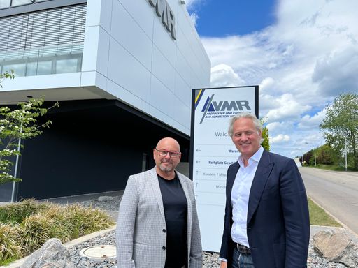 Martin Ohneberg, CEO HENN Connetcor Group und
Thomas Viebrans, Geschäftsführer VMR