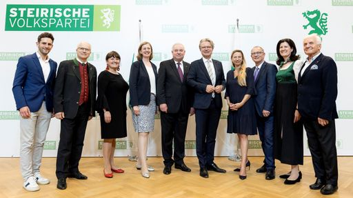Vorschau Bild von Lukas Schnitzer, Hans Seitinger, Manuela Khom,
Barbara Eibinger-Miedl, Hermann Schützenhöfer, Christopher Drexler,
Juliane Bogner-Strauß, Detlev Eisel-Eiselsberg, Barbara Riener,
Gregor Hammerl (v. l.)