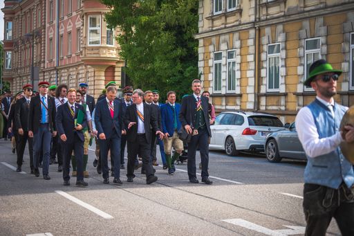 Festumzug 78. Pennälertag des MKV in Wels