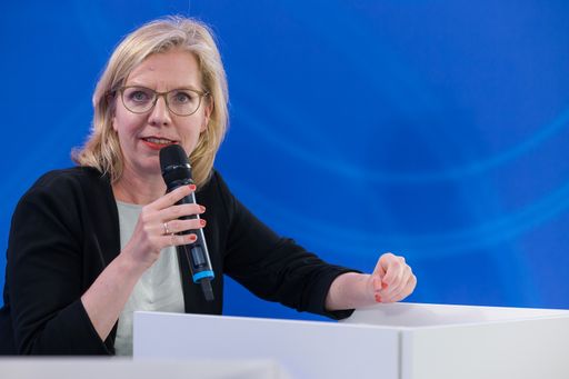 Klimaschutzministerin Leonore Gewessler bei der
Diskussionsveranstaltung #awsPerspektiven