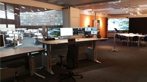  KVM over IP-Lösungen von kvm-tec ergänzen perfekt
das Portfolio der controlrooms GmbH zur Verlängerung und Umschaltung
von Computersignalen. Mit der IP-basierten KVM-Technologie können
Signale von Tastatur, Video und Maus (KVM) von jedem Computer oder
Server mittels TCP/IP über eine LAN-, WAN- oder eine
Internet-Verbindung verlängert werden. Die KVM-Technologie bietet
optimale Lösungen für die Verwaltung mehrerer Standorte sowie
besonders viel Sicherheit, Flexibilität und Zuverlässigkeit für das
eigene Netzwerk.