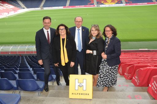 Vorschau Bild von Ernst Gödl, Abgeordneter zum Nationalrat und
Pflegesprecher ÖVP, Elisabeth Scheucher-Pichler, Präsidentin
Hilfswerk Kärnten, Othmar Karas, Präsident Hilfswerk Österreich,
Elisabeth Anselm, Geschäftsführerin Hilfswerk Österreich, Daniela
Gutschi, Landesrätin für Bildung v.l.n.r.