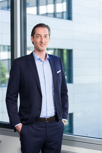  Dr. Björn Heppner: "NAVAX ist mit seinen 230
Mitarbeiterinnen und Mitarbeitern einer der größten
Digitalisierungsexperten für Unternehmensprozesse in Österreich und
kann auf mehr als 27 Jahre Erfahrung in diesem Bereich
zurückgreifen. Darauf aufbauend ist es als Geschäftsführung jetzt
unser Ziel, die Unternehmensgruppe auf das nächste Wachstumslevel zu
heben und für den zukünftigen Expansionskurs optimal aufzustellen."