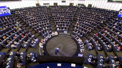 Der Abschlussbericht mit den Ergebnissen der "Konferenz zur
Zukunft Europas" wurde im Mai an die Politik überreicht. Wie geht es
nun mit den Ideen und Anregungen der Europäerinnen und Europäer
weiter? / Weiterer Text über ots und www.presseportal.de/nr/159651 /
Die Verwendung dieses Bildes ist für redaktionelle Zwecke unter
Beachtung ggf. genannter Nutzungsbedingungen honorarfrei.
Veröffentlichung bitte mit Bildrechte-Hinweis.