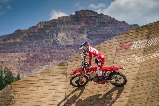 Vorschau Bild von Michael Walkner races during the Red Bull
Erzbergrodeo 2022 in Eisenerz, Austria on June 16, 2022