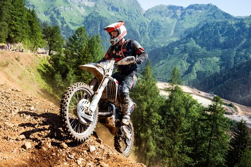 Vorschau Bild von Marcel Hirscher performs during the Red Bull
Erzbergrodeo in Eisenerz, Austria on June 19, 2022.