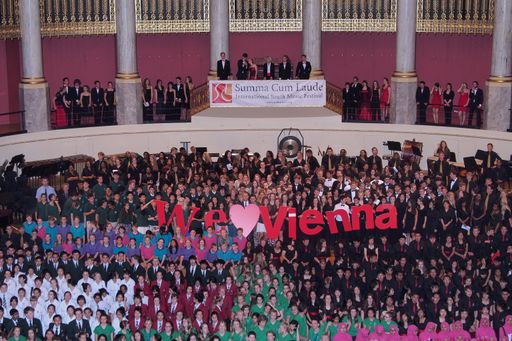 Vorschau Bild von Teilnehmer:innen eines früheren SCL Festivals