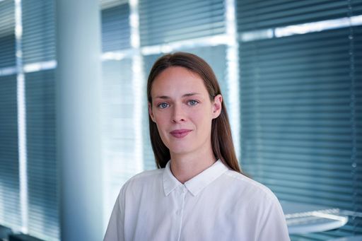 Jennifer Schneider (35) wird am 1. Juli neue Redaktionsleiterin
der dpa-infografik. Sie folgt auf Ira Kugel, die dann in die
Geschäftsführung der dpa-Tochter wechselt. / Weiterer Text über ots
und www.presseportal.de/nr/8218 / Die Verwendung dieses Bildes ist
für redaktionelle Zwecke unter Beachtung ggf. genannter
Nutzungsbedingungen honorarfrei. Veröffentlichung bitte mit
Bildrechte-Hinweis.