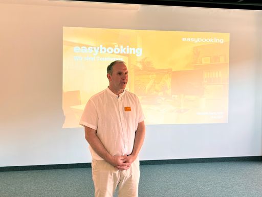 Vorschau Bild von Hendrik Maat bei der Präsentation der Statistiken
zum Tourismussommer 2022