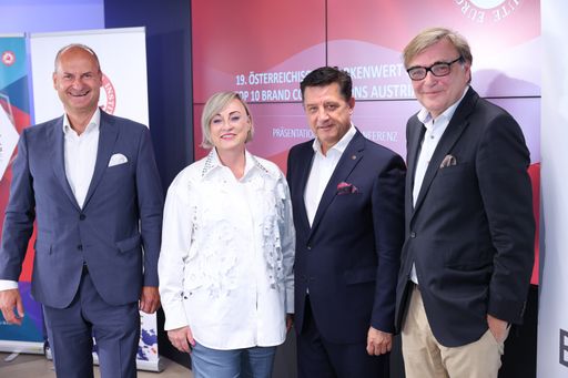 https://www.apa-fotoservice.at/galerie/27791 Im Bild v.l.n.r.:
Mag. Herbert KOVAR (Managing Partner Tax, Deloitte Österreich), Dr.
Kristin Hanusch-Linser (Vizepräsidentin IAA Austria),KR DI Dr.
Gerhard HREBICEK MBA, (Präsident European Brand Institute), Dr.
Gerald GANZGER (Rechtsanwalt Lansky, Ganzger, Göth, Frankl &
Partner)