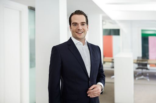Lennertz & Co. startet weiteren Venture-Capital-Fonds mit
US-Fokus / Philipp Lennertz, geschäftsführender Gesellschafter von
Lennertz & Co. / Weiterer Text über ots und
www.presseportal.de/nr/141526 / Die Verwendung dieses Bildes ist für
redaktionelle Zwecke unter Beachtung ggf. genannter
Nutzungsbedingungen honorarfrei. Veröffentlichung bitte mit
Bildrechte-Hinweis.