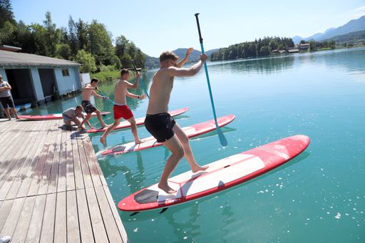 Vorschau Bild von Die Lehrlinge in Action am Faaker See.