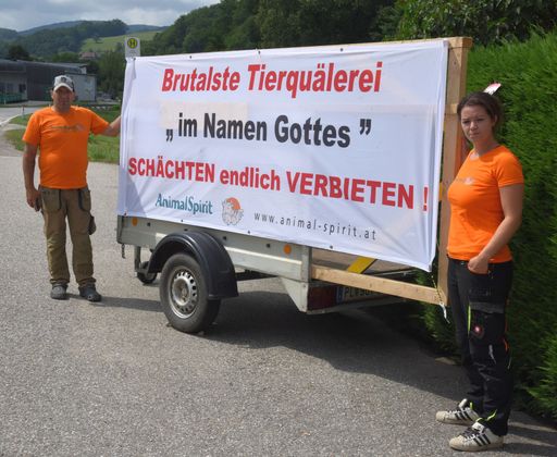  Protest gegen Schächt-Schlachthof in Laaben, NÖ