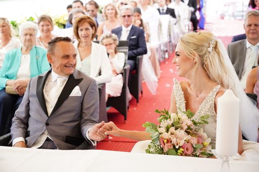 Vorschau Bild von Das glückliche Brautpaar: Heimo und Beatrice Turin