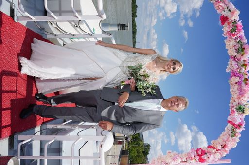 Vorschau Bild von Beatrice mit Brautvater Otto