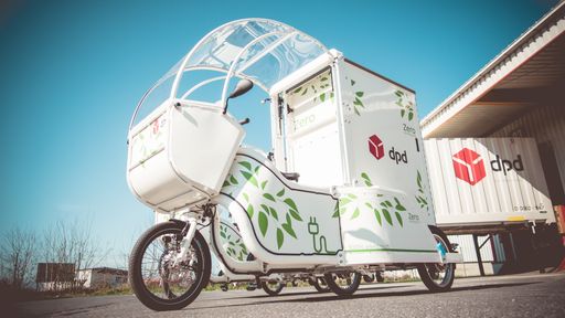 In der Grazer Innenstadt stellt DPD die Pakete per
E-Bike zu.