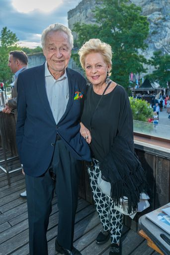 Vorschau Bild von Harald und Ingeborg Serafin in der Oper im
Steinbruch