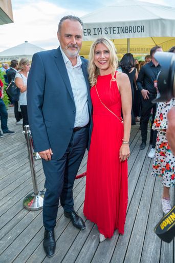 Vorschau Bild von LH Hans Peter Doskozil und Julia Jurtschak
