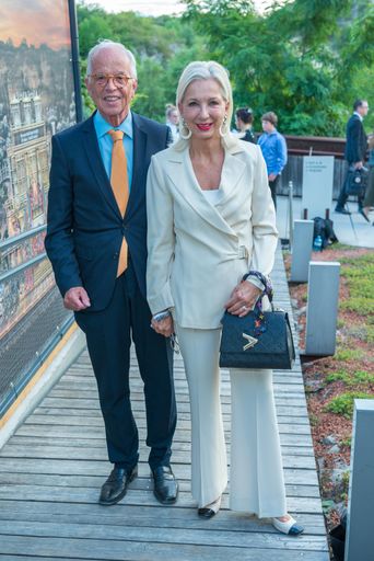 Vorschau Bild von Martina und Werner Fasslabend in der Oper im
Steinbruch