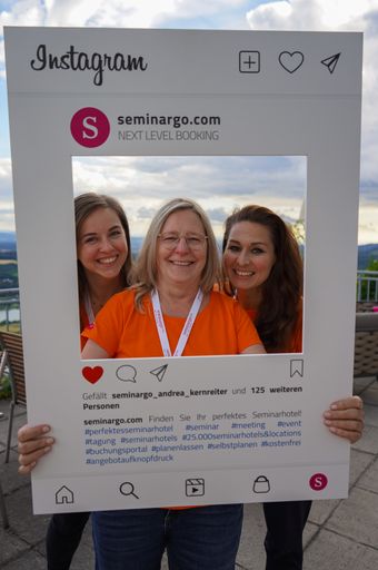 Vorschau Bild von "Instagram-Bilderrahmen" für lässige Bilder der
Gäste