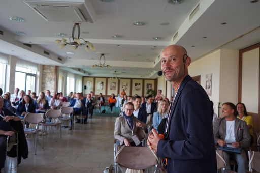 Vorschau Bild von Prognose, Analyse und offene Diskussion