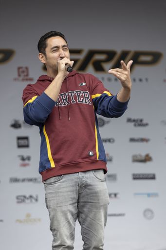 Vorschau Bild von Das musikalische Liveprogramm steuerte der Rapper Eko Fresh bei,
der für die passende Untermalung sorgte. / Weiterer Text über ots
und www.presseportal.de/nr/6605 / Die Verwendung dieses Bildes ist
für redaktionelle Zwecke unter Beachtung ggf. genannter
Nutzungsbedingungen honorarfrei. Veröffentlichung bitte mit
Bildrechte-Hinweis.