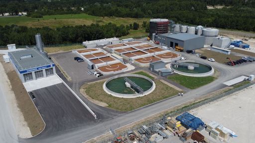 Vorschau Bild von Die neue Abwasserreinigungs- und Biogasanlage der
größten Molkerei Österreichs in Aschbach-Markt