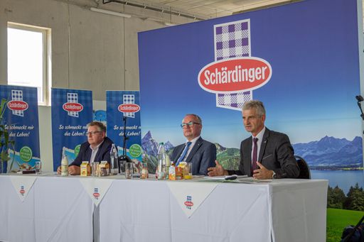 Vorschau Bild von Pressegespräch bei der neuen Abwasserreinigungs-
und Biogasanlage der größten Molkerei Österreichs.