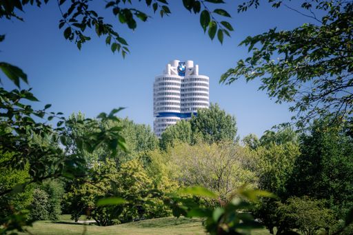 BMW Headquarters by Karl Schwanzer. Photo: Myrzik und Jarisch. ©
BMW AG / Weiterer Text über ots und www.presseportal.de/nr/28255 /
Die Verwendung dieses Bildes ist für redaktionelle Zwecke unter
Beachtung ggf. genannter Nutzungsbedingungen honorarfrei.
Veröffentlichung bitte mit Bildrechte-Hinweis.