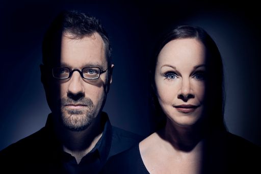 Alexander und Alexa Waschkau nehmen in "HOAXILLA - Der skeptische
Podcast" Verschwörungsmythen auseinander. Nun kommt eine TV-Adaption
des Podcasts ins deutsche Fernsehen (Foto: Gert Krautbauer für The
HISTORY Channel). / Weiterer Text über ots und
www.presseportal.de/nr/55632 / Die Verwendung dieses Bildes ist für
redaktionelle Zwecke unter Beachtung ggf. genannter
Nutzungsbedingungen honorarfrei. Veröffentlichung bitte mit
Bildrechte-Hinweis.