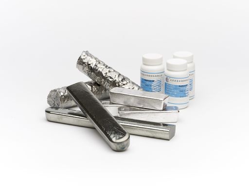 Finomet lagert produktionskritische Rohstoffe wie Neodymoxid,
Indium, Gallium, Rhenium und Germanium ein. / Weiterer Text über ots
und www.presseportal.de/nr/164545 / Die Verwendung dieses Bildes ist
für redaktionelle Zwecke unter Beachtung ggf. genannter
Nutzungsbedingungen honorarfrei. Veröffentlichung bitte mit
Bildrechte-Hinweis.