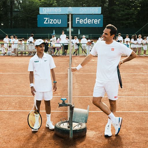 Vorschau Bild von Izyan („Zizou“) Ahmad und Roger Federer