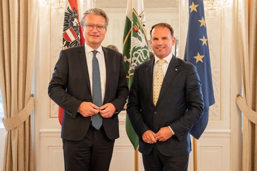  Feierliche Angelobung von Gustav Spener als
Präsident der Kammer der Ziviltechniker:innen für Steiermark und
Kärnten durch den steirischen Landeshauptmann Christopher Drexler zu
OTS -