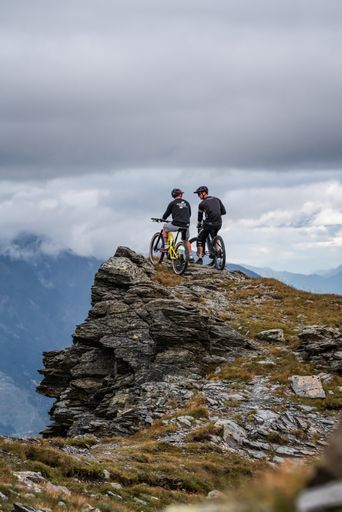 Vorschau Bild von Fitstore24 ist Österreichs größter Bike- &
Fitness-Onlinehändler.