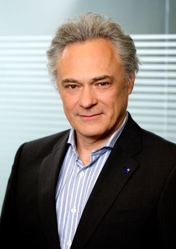 Prim. Univ.-Prof. Dr. Wilhelm Hübner, Koordinator
des Fachbeirates im Inkontinenz-Zentrum an der Privatklinik
Confraternität und wissenschaftlicher Leiter des heurigen
internationalen Inkontinenz-Kongresses der International Continence
Society