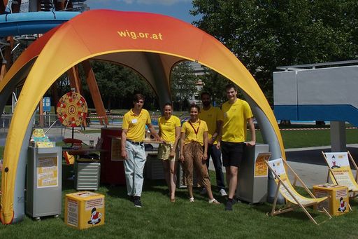 Die beliebte Life-Lounge der Wiener
Gesundheitsförderung – WiG machte Halt in den Freibädern von
Simmering, Hadersdorf-Weidlingau, Ottakring und dem
traditionsreichen Strandbad Gänsehäufel.