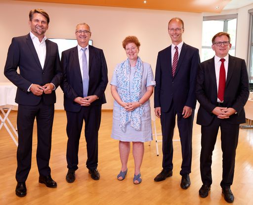 Peter Lehner (SVS), Hans Aubauer (SVS), Primaria
Elisabeth Fertl, Gottfried Koos (Vamed), Klaus Schuster (Vamed)