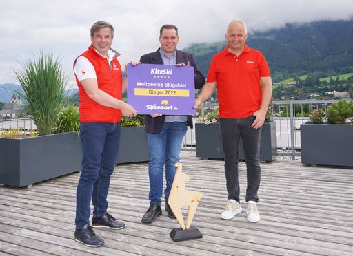 KitzSki erhält die Auszeichnung „Weltbestes
Skigebiet“ 2022 von SKIRESORT.DE