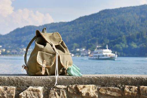  Das Vierstern Superior Parkhotel Pörtschach bietet
die ideale Basis für Ausflüge in die Region – und gleichzeitig mit
dem hauseigenen Privatstrand die beste Chance, die letzten warmen
Tage des Jahres zu genießen.