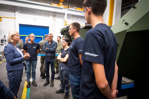 Vorschau Bild von 01 09 2022 Übernahme des 50. Pandur ins Bundesheer.
General Dynamics European Land Systems-Steyr GmbH in der
Bleibtreustrasse 2, 1110 Wien.