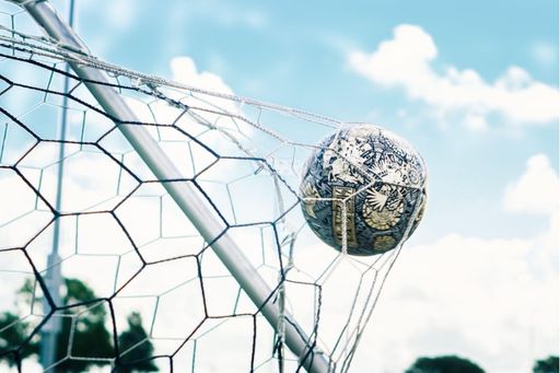 Fußball ins Tor geschossen / Weiterer Text über ots und
www.presseportal.de/nr/152549 / Die Verwendung dieses Bildes ist für
redaktionelle Zwecke unter Beachtung ggf. genannter
Nutzungsbedingungen honorarfrei. Veröffentlichung bitte mit
Bildrechte-Hinweis.