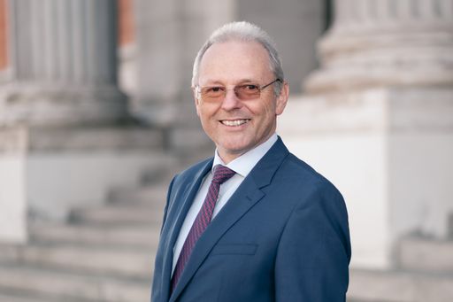 Karl Derfler, geschäftsführender Gesellschafter bei
ADEQAT