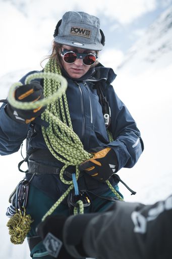 Vorschau Bild von Seit 1969 entwickelt Zanier Handschuhe und
Outdoor-Accessoires mit Innovationsanspruch und Leidenschaft für das
Bergsport-Erlebnis. Seit 2019 übernimmt Zanier auch Verantwortung,
und ist die erste klimaneutrale Handschuhmarke weltweit.