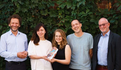  Das Team des Innovation in Politics Awards