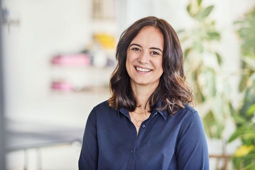  Claudia Ostermann-Schabata, Leitung Marketing & Innovation IP
Österreich: "Nach nur vier Monaten drückten wir voller Freude den
„Go-Live“ Button und arbeiten seitdem täglich mit dem neuen CRM. Das
System erleichtert unsere Arbeit maßgeblich und auch die
Zusammenarbeit mit anderen Abteilungen hat sich dadurch merkbar
verbessert."