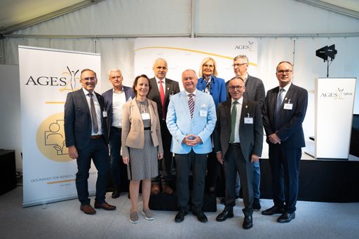 Podiumsdiskussion zu den Herausforderungen im 21.
Jahrhundert