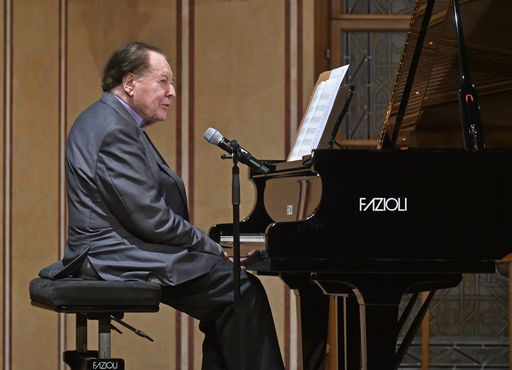 Ausstellungseröffnung "Gerhard Rühm", Bank Austria
Kunstforum Wien, 2017 (© leisure.at/Christian Jobst)