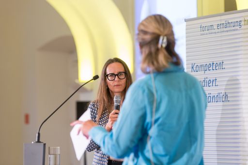 f.eh-Geschäftsführerin Marlies Gruber spricht sich
für einen stärkeren sachlichen Dialog aus, um das
Qualitätsbewusstsein zu steigern und Maßnahmen für mehr
Wertschätzung für Lebensmittel auf den Weg zu bringen. (Credits:
Mikkelsen/f.eh)
